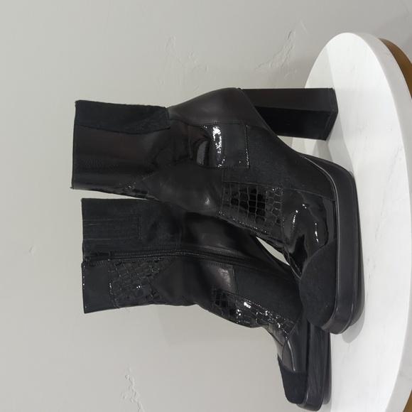 Jeffrey Campbell Black Heeled Boots - Picture 1 of 6